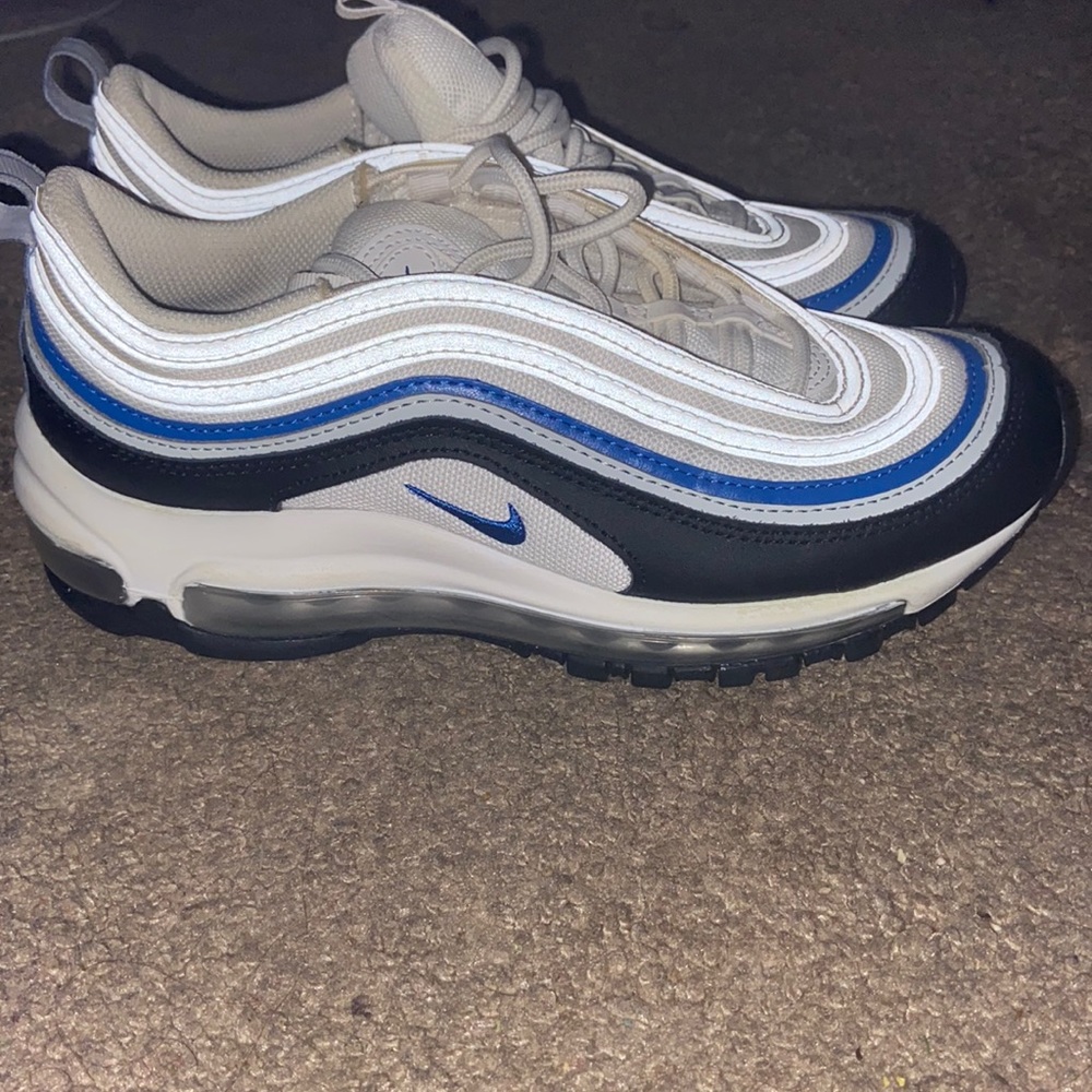Nike Air Maxs